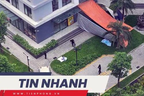 TIN NHANH: Bi kịch của nam thanh niên rơi từ tầng 39 chung cư cao cấp ở Hà Nội