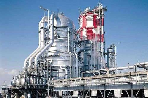 Việc đóng cửa nhà máy lọc dầu Nhật Bản phơi bày nhu cầu dầu thô mong manh