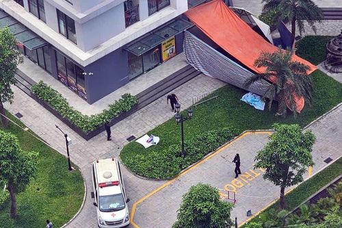 Em trai bất lực nhìn anh nhảy từ tầng 39 chung cư cao cấp ở Hà Nội