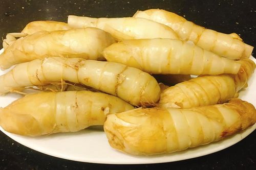 Sản vật 'dưới lòng đất' có từ Nam ra Bắc, ăn bở và ngọt thơm, làm miến rất ngon