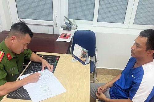 Đang làm nhiệm vụ, nữ công nhân đường sắt bị ô tô tông tử vong tại chỗ