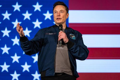 Elon Musk cho rằng Tổng thống Trump nên bị luận tội