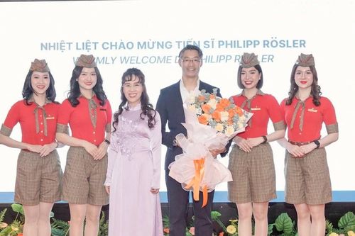 Nguyên Phó Thủ tướng Đức Philipp Rösler gia nhập Hội đồng Quản trị Vietjet