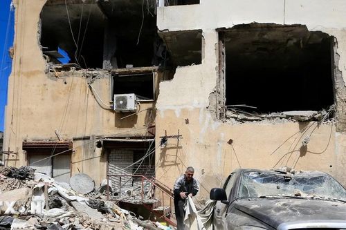 Israel dọa tăng cường tấn công Liban nếu Hezbollah không giải giáp