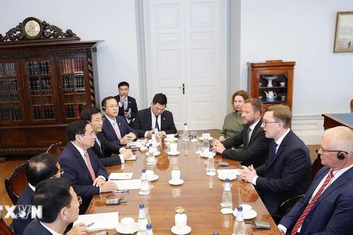 Quang cảnh cuộc hội đàm giữa Thủ tướng Phạm Minh Chính và Thủ tướng Estonia