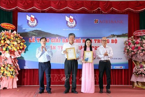 Giải Báo chí Nam Trung Bộ: Phản ánh kịp thời hơi thở cuộc sống xã hội