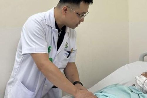 Người đàn ông 53 tuổi nhập viện cấp cứu vì tai nạn sinh hoạt hi hữu