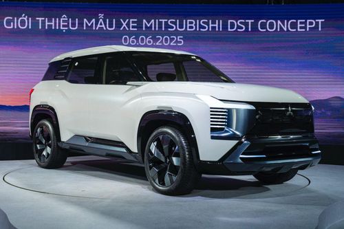 Xe 7 chỗ mới 'hầm hố' của Mitsubishi ra mắt bản xem trước tại Việt Nam