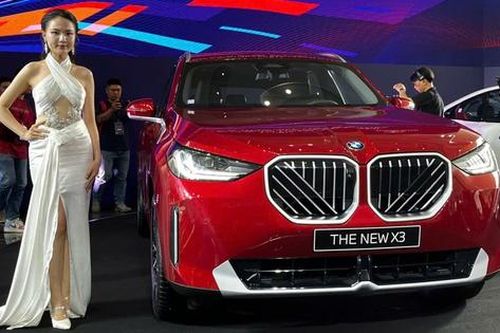 BMW ra mắt hai mẫu xe sang mới tại Việt Nam