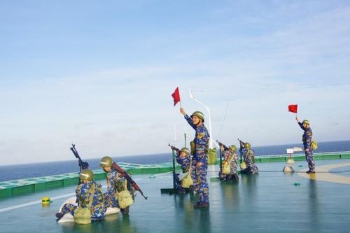 Lính Nhà giàn DK1: Gửi niềm tin từ biển xa tới Đại hội Đảng bộ Vùng 2