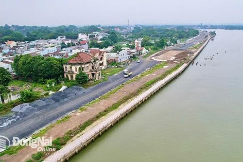Tăng tốc đưa Dự án Xây dựng kè, đường ven sông Đồng Nai 'về đích'