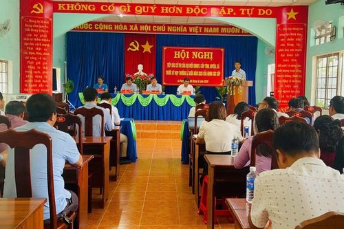 Đại biểu Hội đồng nhân dân 3 cấp tiếp xúc cử tri tại xã Ia Peng