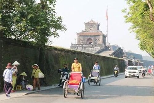 Loại bỏ những 'hạt sạn' để phát triển du lịch