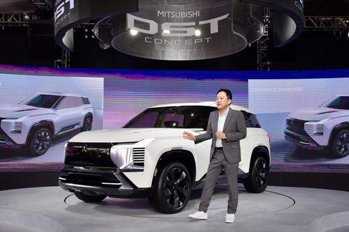 Mitsubishi DST Concept chính thức ra mắt tại Việt Nam: Mẫu SUV 7 chỗ mới cho gia đình hiện đại