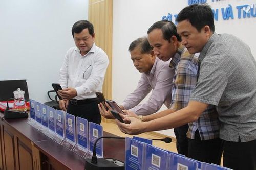 Bình Định: Hỗ trợ chuyển đổi số cho hộ kinh doanh cá thể, doanh nghiệp nhỏ và vừa