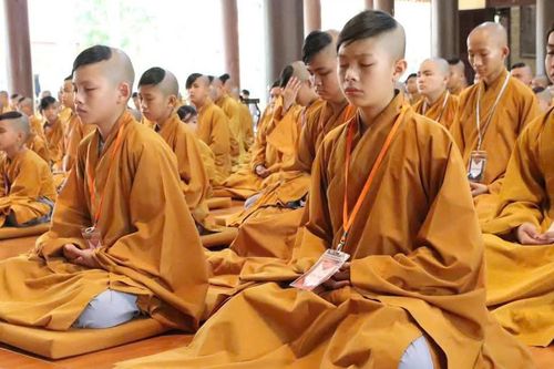 Từ tiểu ngã đến vô ngã