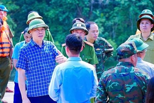 Công an Lào Cai nỗ lực tìm kiếm nạn nhân đuối nước tại sông Xanh