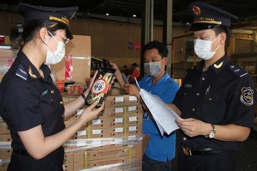 Cưỡng chế nhiều doanh nghiệp ở TP Hồ Chí Minh nợ thuế 'khủng'