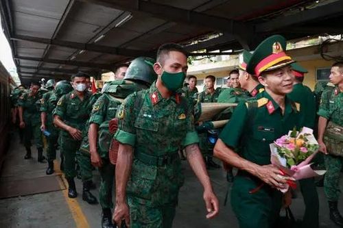 Đoàn quân miền Nam ra Hà Nội sẵn sàng cho diễu binh