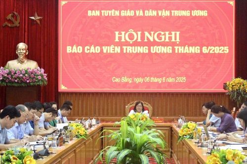 Hội nghị báo cáo viên Trung ương tháng 6/2025