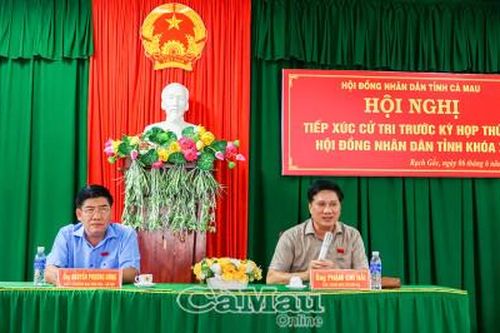 Tổ đại biểu HĐND tiếp xúc cử tri huyện Ngọc Hiển, Cái Nước