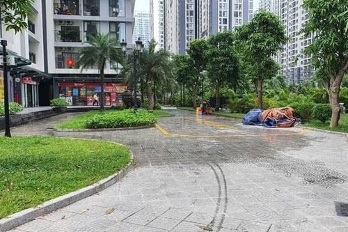 Em trai bất lực chứng kiến giây phút anh ruột nhảy khỏi lan can tầng 39 xuống đất