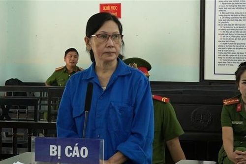 Siêu lừa khoác áo ngành Y