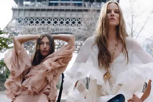 Street style mùa Hè và các bản phối đầy cảm hứng: Không thể bỏ qua váy maxi!