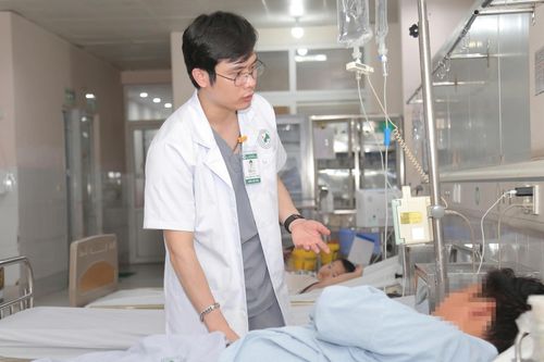Nam thanh niên ở quận Long Biên bị suy thận cấp, tiêu cơ do say nóng