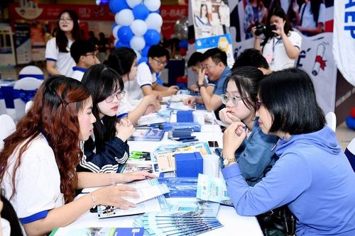 Trường ĐH Khoa học xã hội và nhân văn khôi phục lại việc xét tuyển khối C00