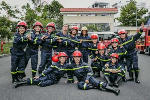 'Chiến sĩ quả cảm' công bố 12 nghệ sĩ nam đình đám tham gia mùa đầu tiên