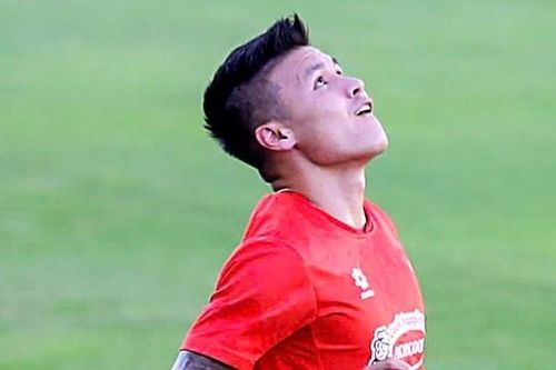 Quang Hải liên tục cày ải trước trận đấu với Malayisa