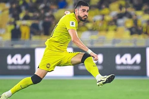 Ngoại binh chơi bóng tại V-League muốn cùng Malaysia thắng đội tuyển Việt Nam
