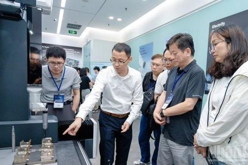 Giải bài toán quản lý chất lượng sản xuất thông qua Hội nghị kết nối các nhà đầu tư công nghiệp công nghệ cao