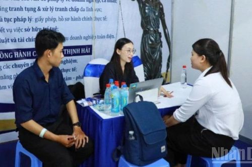 Ulaw Career A Day - Kết nối sinh viên với nhà tuyển dụng