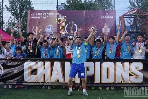 Bế mạc Giải bóng đá người Việt tại Trung tâm thương mại Sadovod, Liên bang Nga