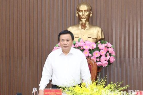 Đồng chí Nguyễn Xuân Thắng làm việc với Ban Thường vụ Tỉnh ủy Quảng Ngãi và Kon Tum