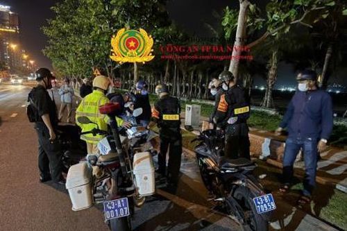 Tấn công mạnh các loại tội phạm và vi phạm pháp luật trên đường phố