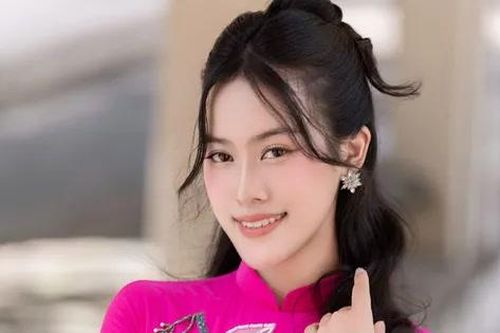 Tỏa sáng vẻ đẹp Ngoại ngữ 2025: Gặp gỡ 20 gương mặt thanh lịch vào vòng Chung kết