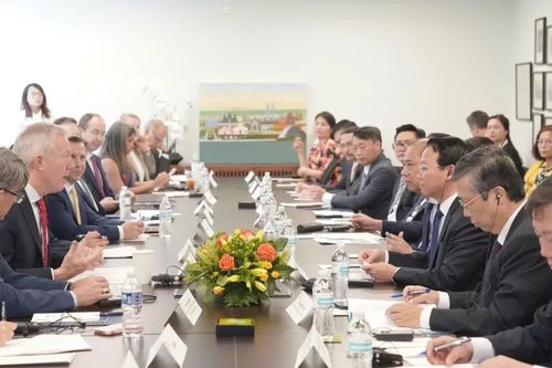 Việt Nam ký thêm 8 thỏa thuận nhập 1,1 tỷ USD nông sản từ Hoa Kỳ
