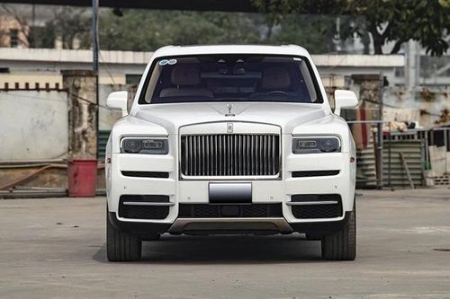 Có nên mua Rolls-Royce Cullinan chạy 6 năm hơn 11 tỷ ở Hà Nội