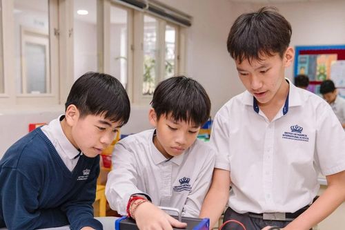 Môi trường số trong giáo dục