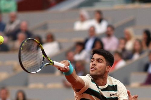 Carlos Alcaraz vào chung kết Roland Garros sau khi Musetti bỏ cuộc giữa chừng