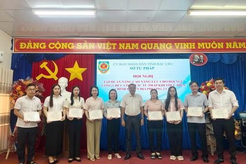 Bế mạc lớp tập huấn nâng cao năng lực cho đội ngũ công chức Tư pháp khi tổ chức chính quyền địa phương 2 cấp ở bạc Liêu