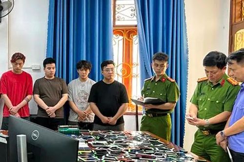Triệt phá đường dây dụ dỗ học sinh, sinh viên mua bán hàng nghìn tài khoản ngân hàng