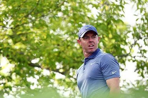Đánh 8 gậy hố par 4 và trượt cắt RBC Canadian Open, chuyện gì đang xảy ra với Rory McIlroy?