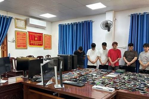 Triệt phá đường dây mua bán 3.000 tài khoản ngân hàng, lộ chiêu trò dụ dỗ nghìn học sinh