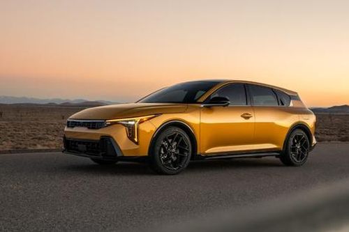 Top 10 mẫu xe Kia nhanh nhất mọi thời đại