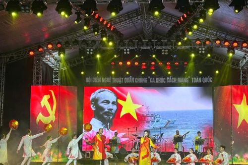 Lạng Sơn đoạt huy chương bạc toàn đoàn Hội diễn Nghệ thuật quần chúng 'Ca khúc cách mạng' toàn quốc năm 2025