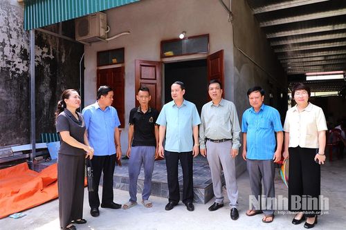 Khảo sát việc thực hiện chính sách hỗ trợ xây dựng, sửa chữa nhà ở cho hộ gia đình có khó khăn tại huyện Yên Khánh